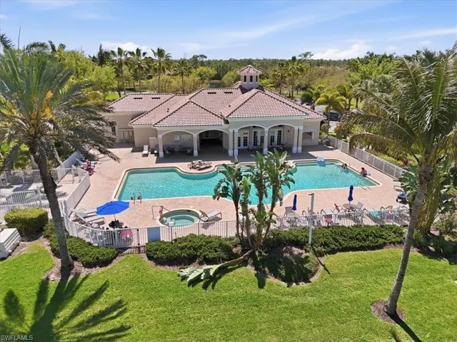 CLUBHOUSE POOL