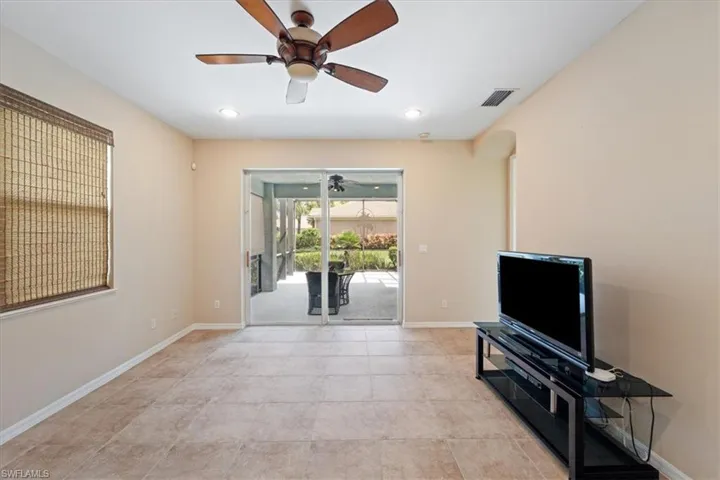 10662 Camarelle Cir, Fort Myers, Florida 33913