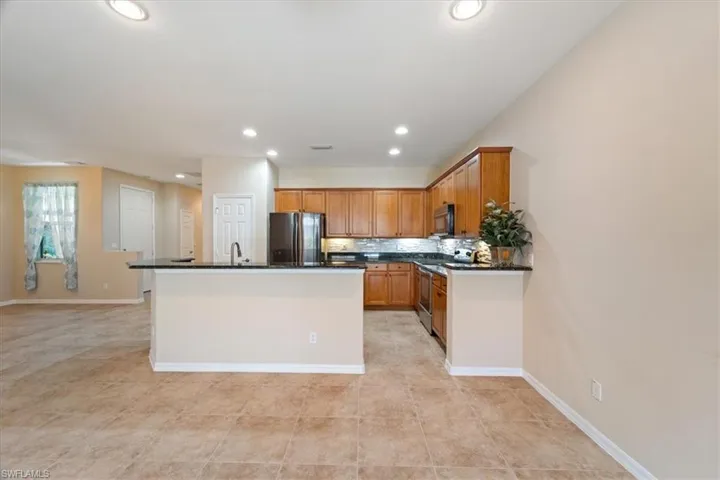 10662 Camarelle Cir, Fort Myers, Florida 33913