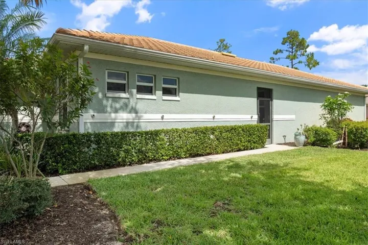 10662 Camarelle Cir, Fort Myers, Florida 33913