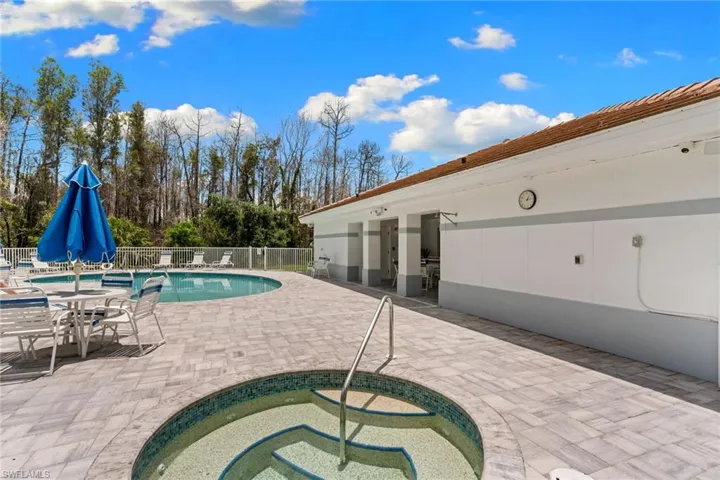 5019 Fairhaven Ln, Naples, Florida 34109