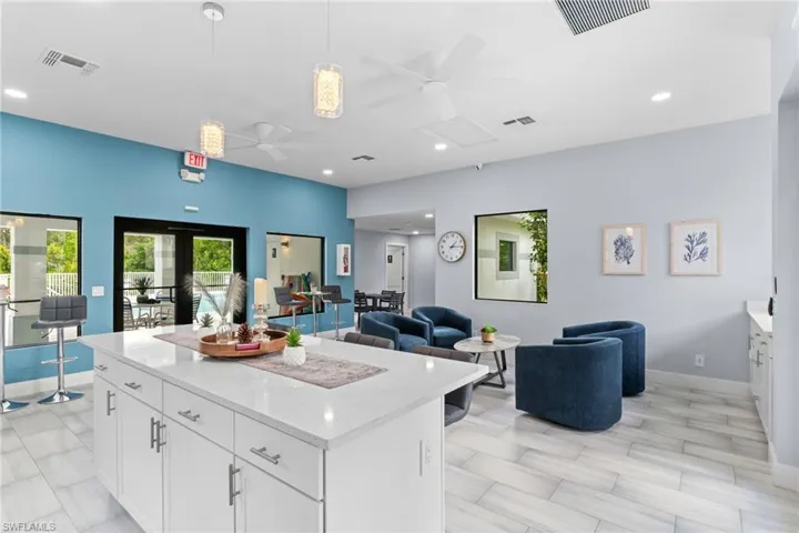 5019 Fairhaven Ln, Naples, Florida 34109