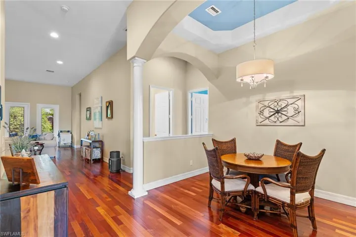 5019 Fairhaven Ln, Naples, Florida 34109
