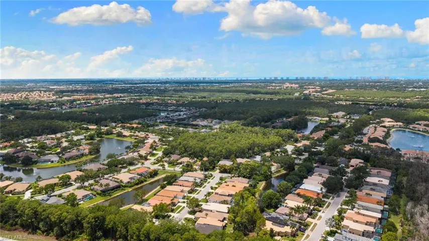 5019 Fairhaven Ln, Naples, Florida 34109