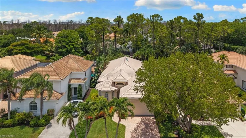 5019 Fairhaven Ln, Naples, Florida 34109