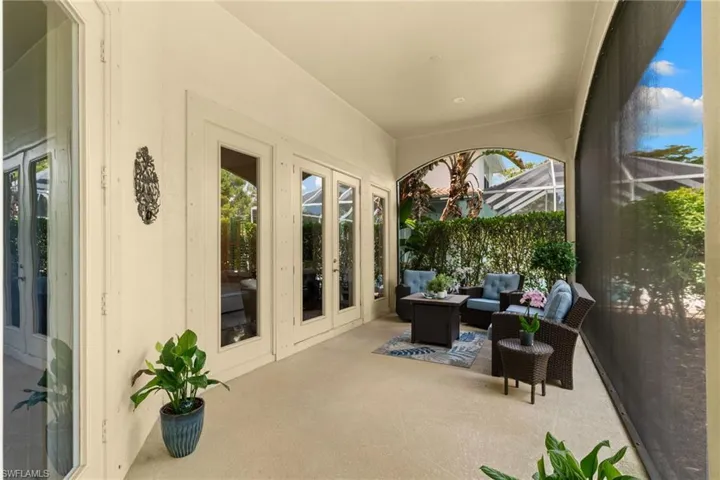 5019 Fairhaven Ln, Naples, Florida 34109