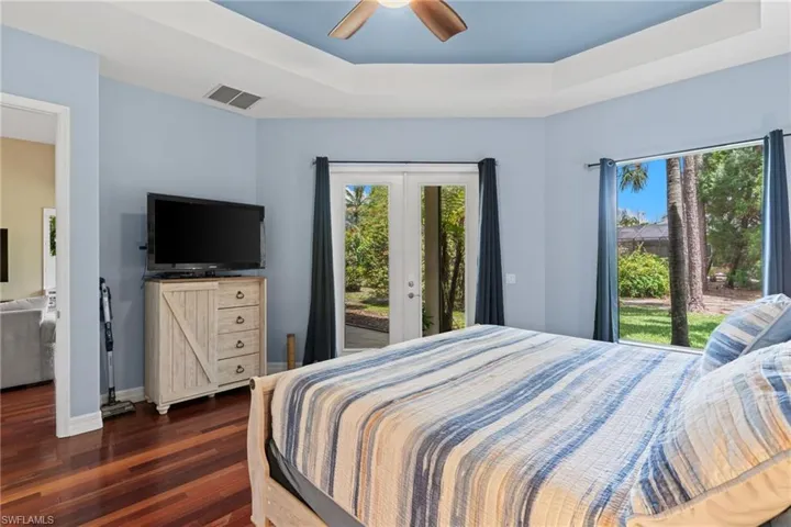 5019 Fairhaven Ln, Naples, Florida 34109