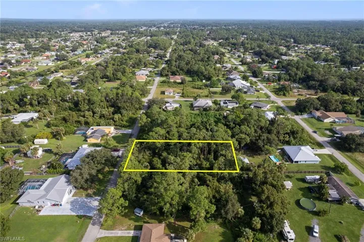 16 Robert Ave, Lehigh Acres Fl 33936