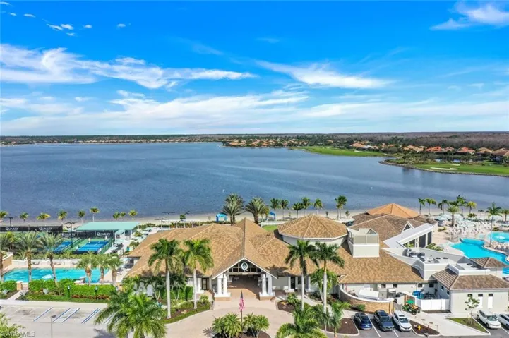 9193  Quartz  LN, Naples, FL 34120