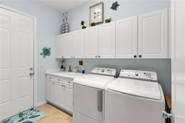 14610 Laguna Dr, Fort Myers, Florida 33908