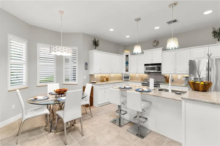 14610 Laguna Dr, Fort Myers, Florida 33908