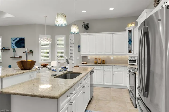 14610 Laguna Dr, Fort Myers, Florida 33908