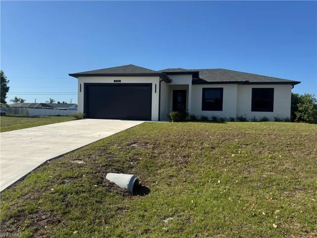 2035 Ne 9th Ave, Cape Coral, Florida 33909