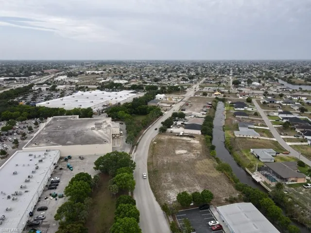 Bird's eye view facing West towards Del Prado