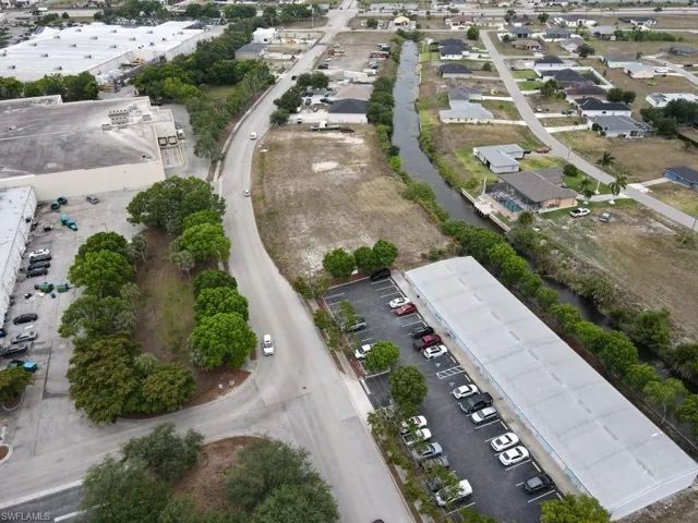 Birds eye view of West neighbor plaza