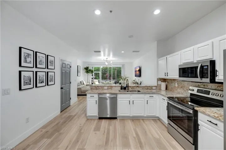 16082 Caldera Ln, Naples, Florida 34110