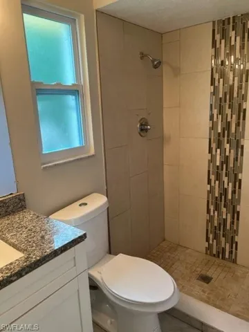 4234 Pine Drop Ln, North Fort Myers, Florida 33917