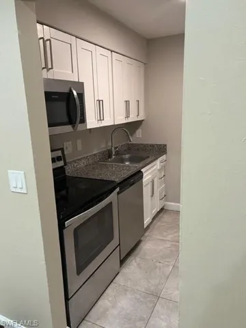 4234 Pine Drop Ln, North Fort Myers, Florida 33917