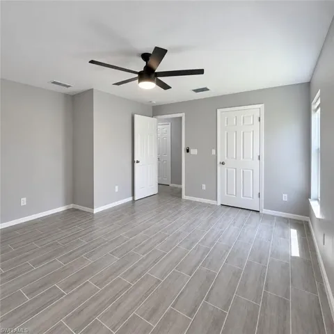 4914 Sw 27th Ave, Cape Coral, Florida 33914