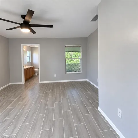 4914 Sw 27th Ave, Cape Coral, Florida 33914