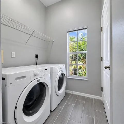 4914 Sw 27th Ave, Cape Coral, Florida 33914
