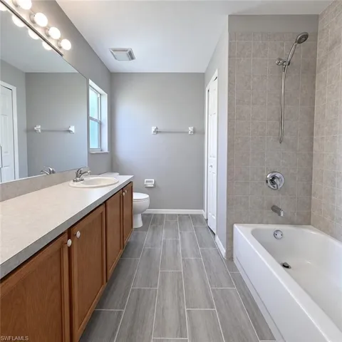 4914 Sw 27th Ave, Cape Coral, Florida 33914