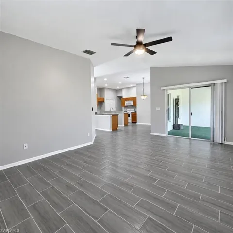 4914 Sw 27th Ave, Cape Coral, Florida 33914