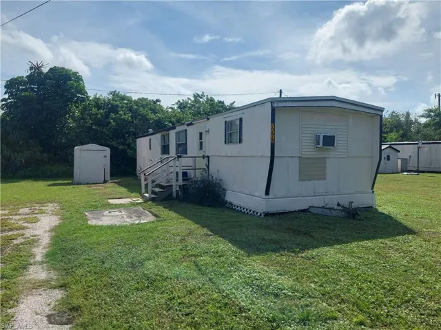 7771-7779 Breeze Dr 7773, North Fort Myers, Florida 33917