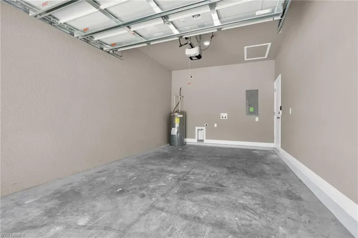 1054 Ainsworth St E, Lehigh Acres, Florida 33974