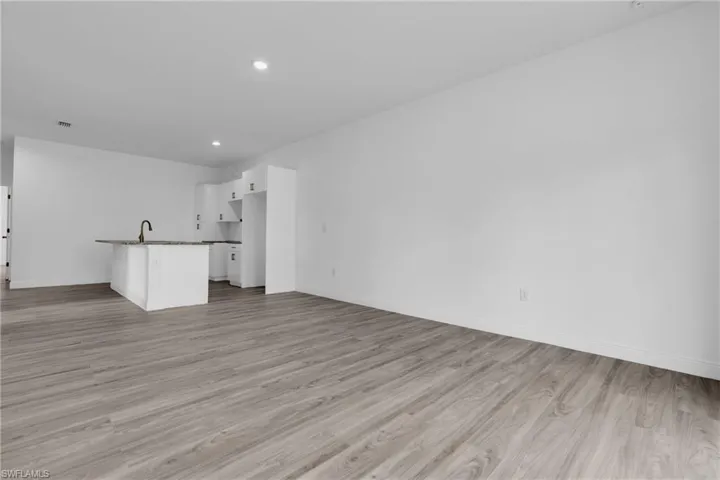 1054 Ainsworth St E, Lehigh Acres, Florida 33974