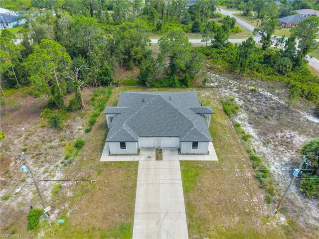 1054 Ainsworth St E, Lehigh Acres, Florida 33974