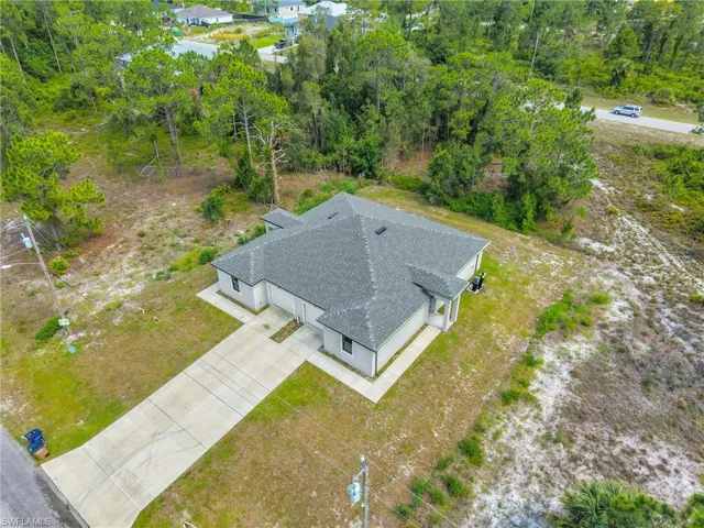 1054 Ainsworth St E, Lehigh Acres, Florida 33974