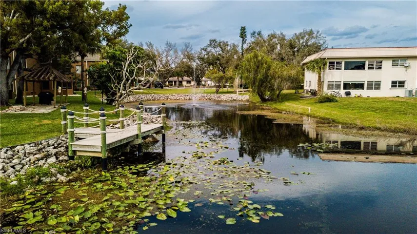 2067 W Lakeview  BLVD, North Fort Myers, FL 33903