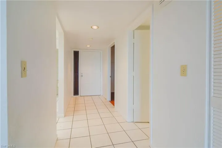 2067 W Lakeview  BLVD, North Fort Myers, FL 33903
