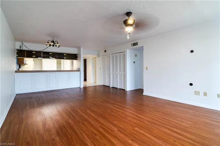 2067 W Lakeview  BLVD, North Fort Myers, FL 33903