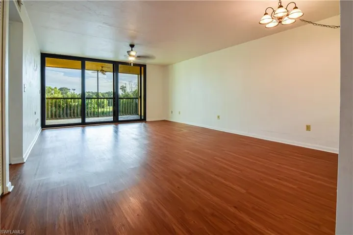 2067 W Lakeview  BLVD, North Fort Myers, FL 33903