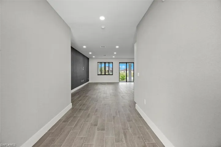 3222 Nw 4th Pl, Cape Coral Fl 33993