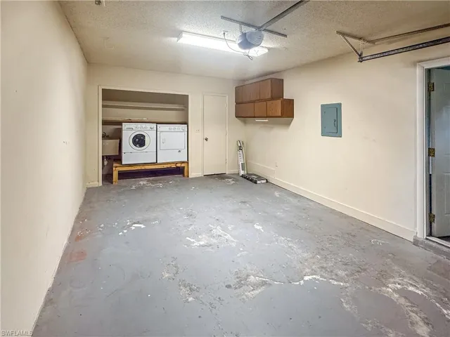 1398 Myerlee Country Club Blvd, Fort Myers, Florida 33919