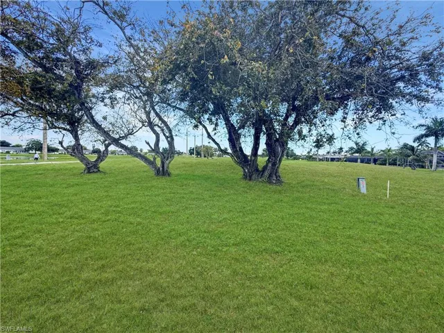 1398 Myerlee Country Club Blvd, Fort Myers, Florida 33919