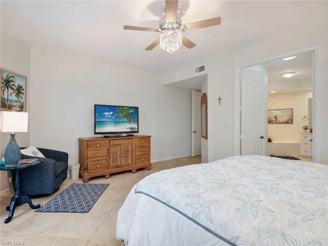 400 Flagship Dr 302, Naples, Florida 34108