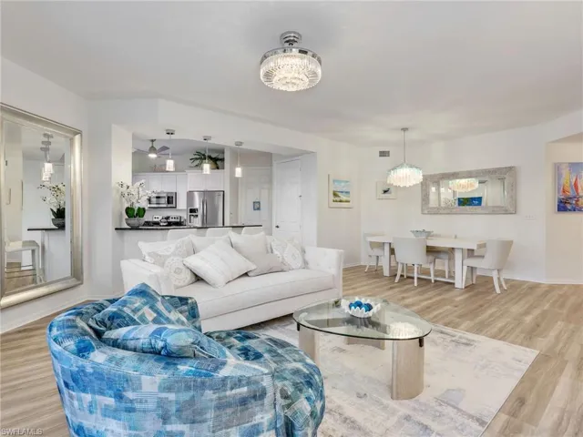 400 Flagship Dr 302, Naples, Florida 34108