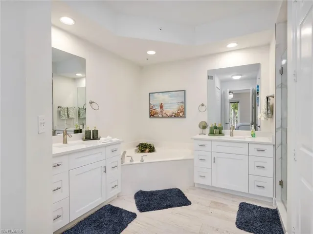 400 Flagship Dr 302, Naples, Florida 34108