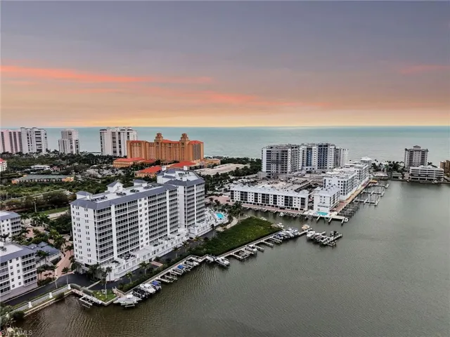 400 Flagship Dr 302, Naples, Florida 34108