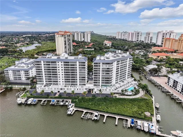400 Flagship Dr 302, Naples, Florida 34108