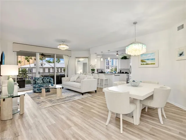 400 Flagship Dr 302, Naples, Florida 34108