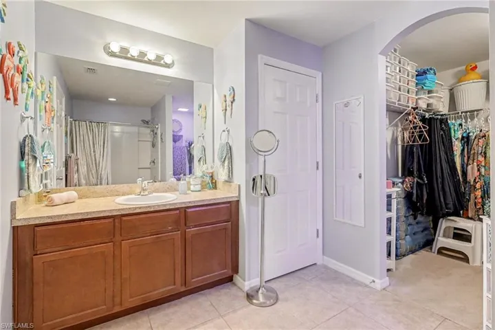 746 Center Lake St, Lehigh Acres, Florida 33974