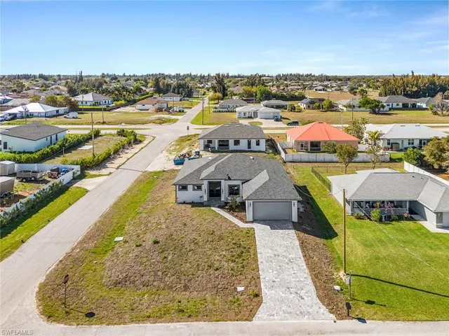 1900 Nw Embers Ter, Cape Coral, Florida 33993