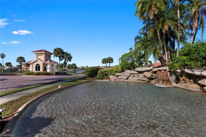 11064 Lakeland Cir, Fort Myers Fl 33913