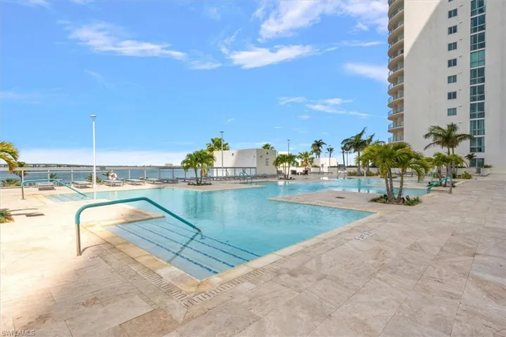 3000  Oasis Grand  BLVD, Fort Myers, FL 33916
