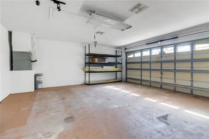 2915  47th NE AVE, Naples, FL 34120